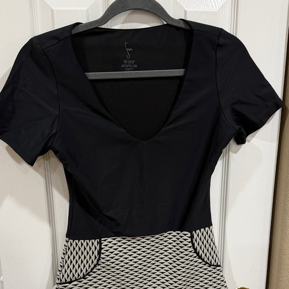 Seea Black and White swimsuit size large - Picture 3 of 6